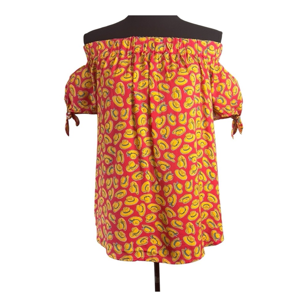 Wrangler Retro Off Shoulder Cowboy Hat Print Red-Orange Yellow Short Tie Sleeve‎